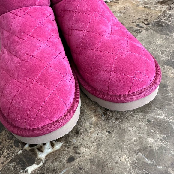 Authentic UGG Pink Leather Arden Boots - Picture 6 of 14